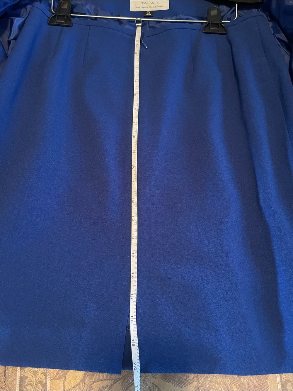 EUC Tahari Size 10 Blazer and Skirt Set - Picture 6 of 7